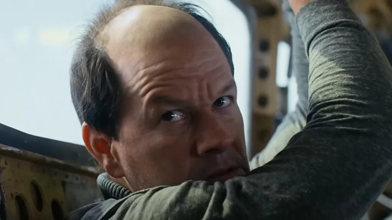 Mark Wahlberg's Transformation for 'Flight Risk'